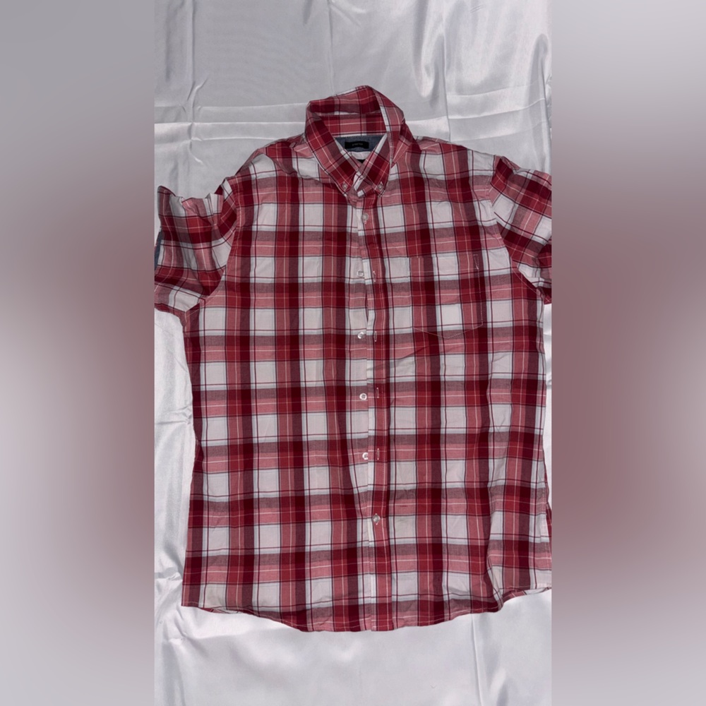 Lee Men's Red and White Plaid Button Down Shirt